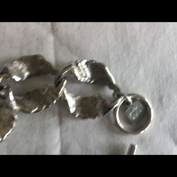 Ann Klein Silvertone Link Bracelet 7” - Picture 5 of 7